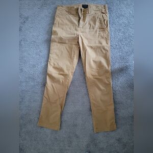 American Eagle Original Straight Khakis Size 31x34
